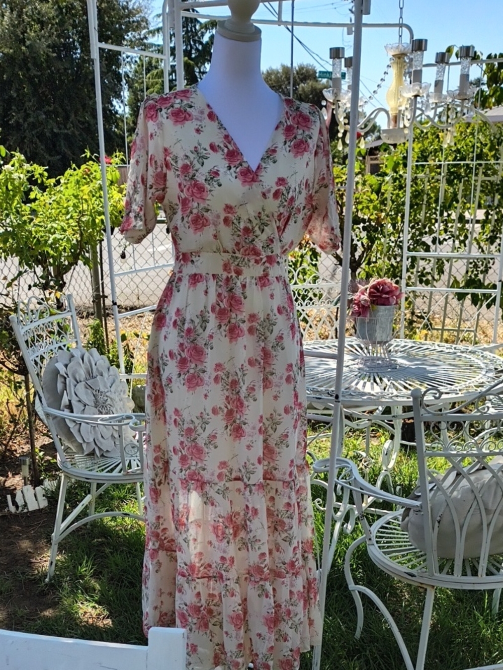 Floral V-Neck Maxi Dress in Cream and Pink